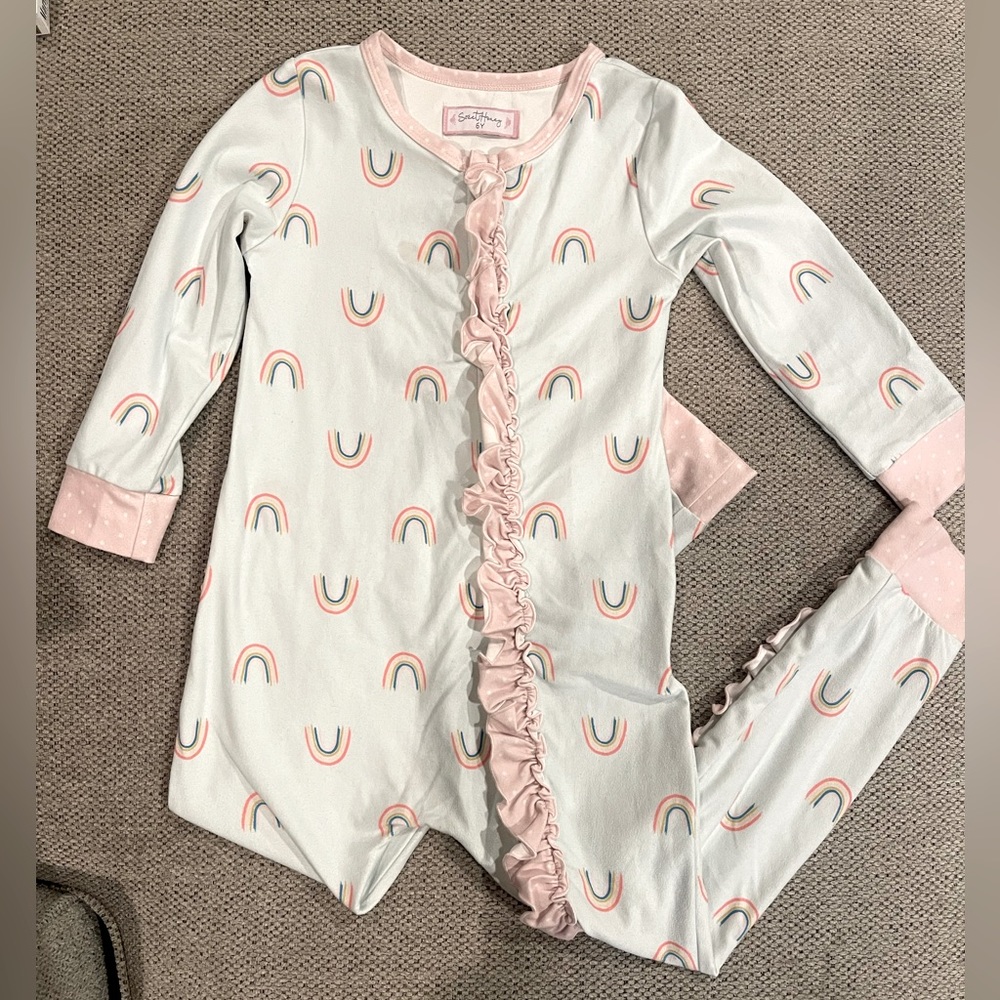 SweetHoney PJ zip up onesie size 6